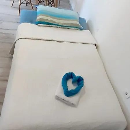 Lennida With Free Parking Apartment *