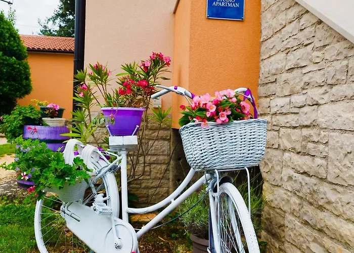 Lennida With Free Parking Appartement *