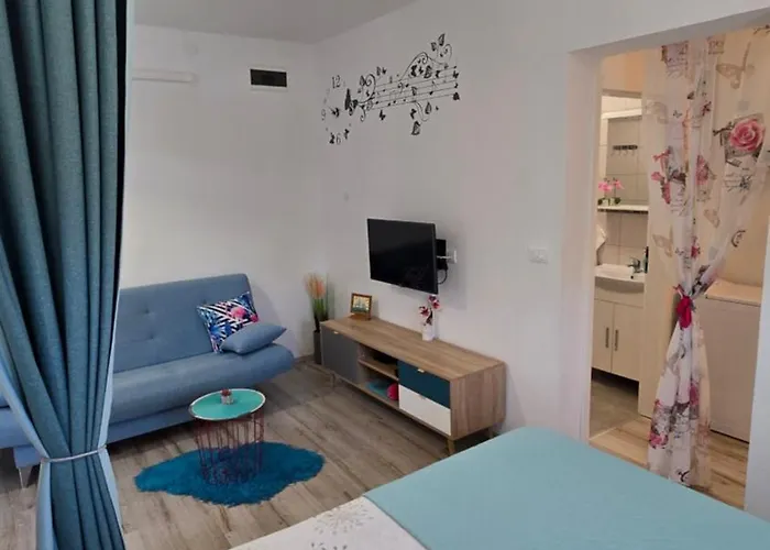 Lennida With Free Parking Appartement *