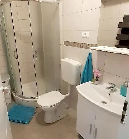 Apartment Lennida With Free Parking Kavran