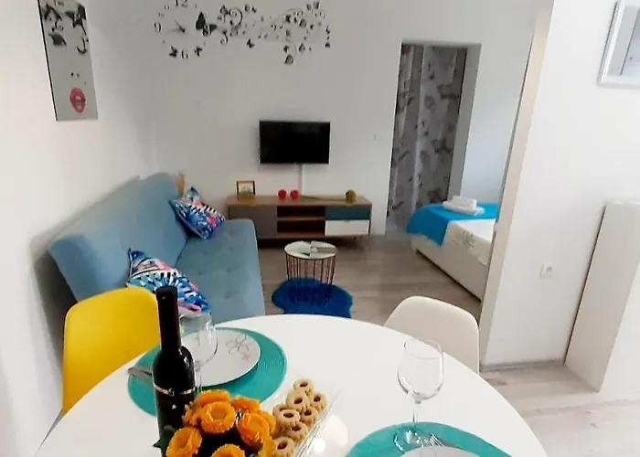 Lennida With Free Parking Appartement *