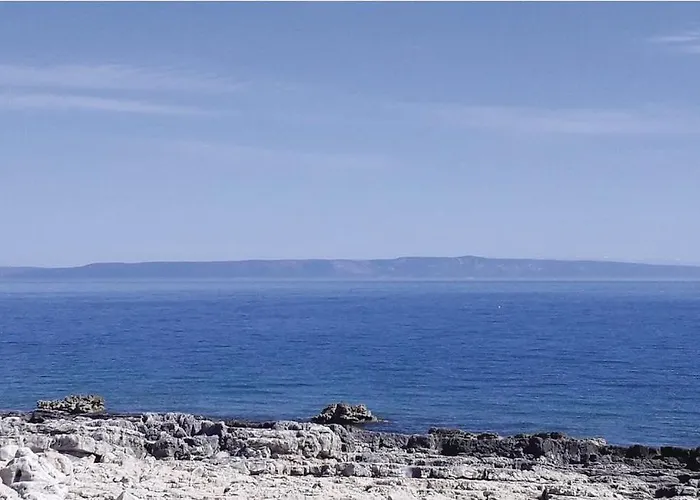 Lejlighed Lennida With Free Parking *